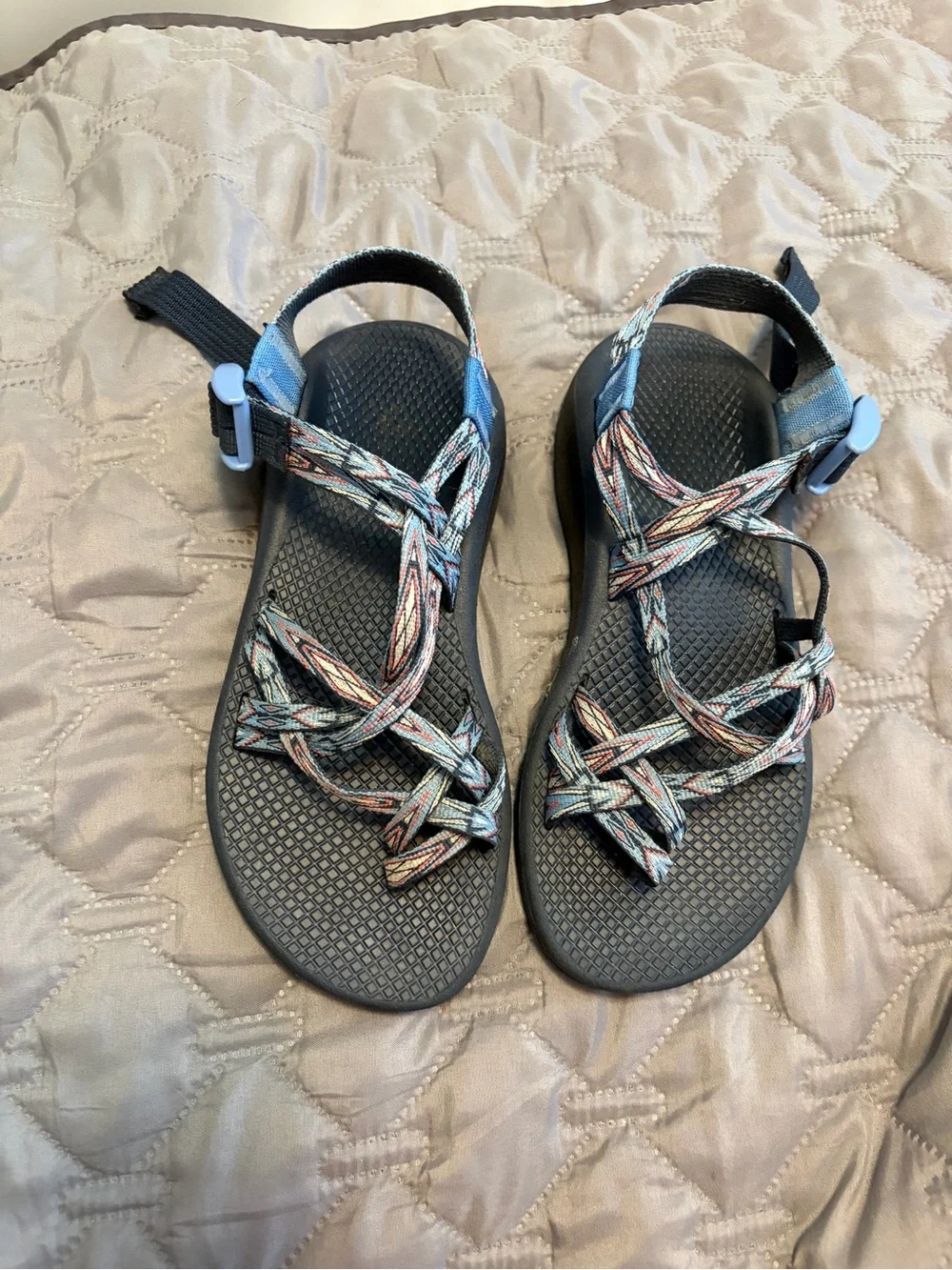 Chaco Women's Strappy Outdoor Sandals in Black with Multicolor Weave